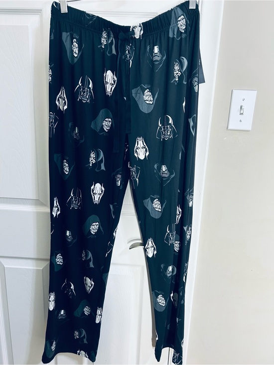 Star Wars Other - Star Wars Black and White Character Lounge Pants